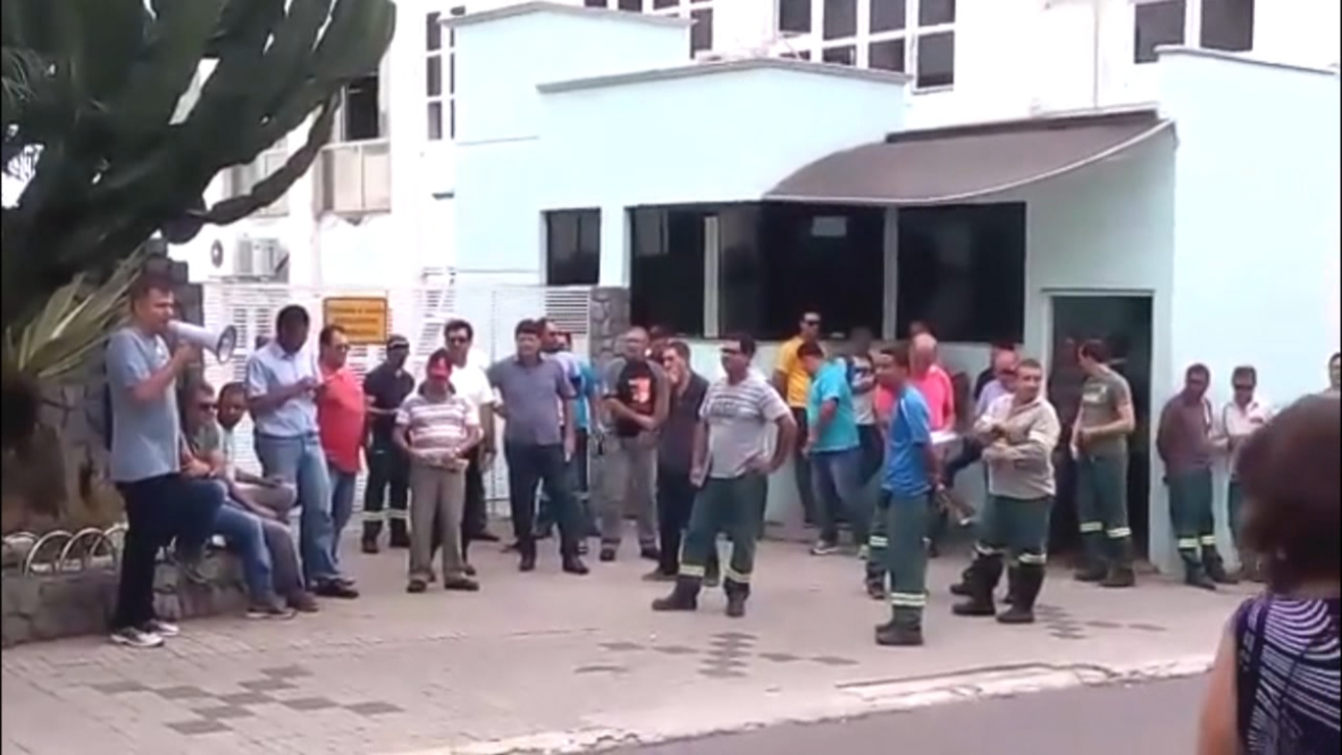 Manifesto em Varginha: trabalhadores orientaram a população sobre a reforma da previdência
